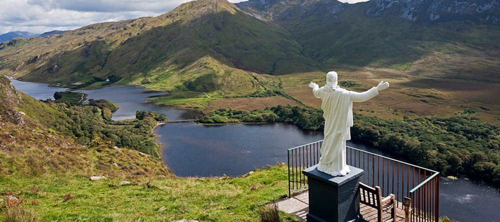 Undergraduate Seminar on Happiness and Freedom