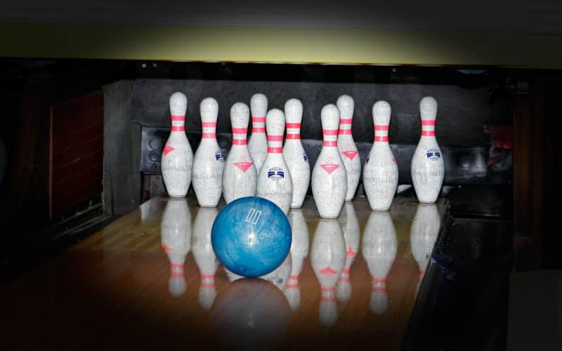 Friends of LCI Bowling Night